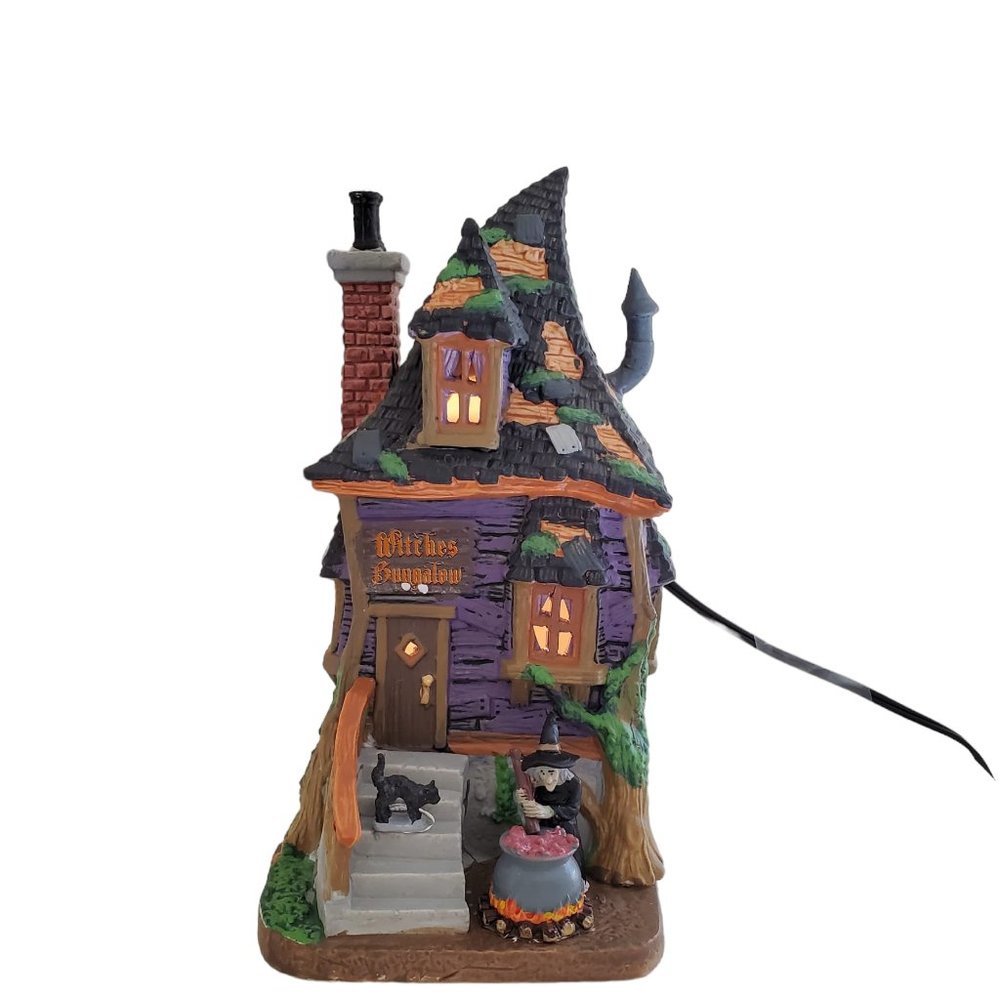 2017 Lemax Spooky Town Witches Bungalow Light Up House Halloween Village